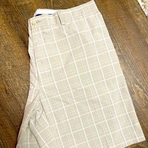 Men’s PGA tour golf shorts. Size 40